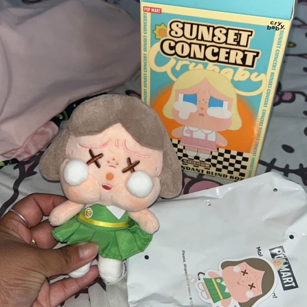 Pop Mart Sunset Concert Crybaby Plush Toy